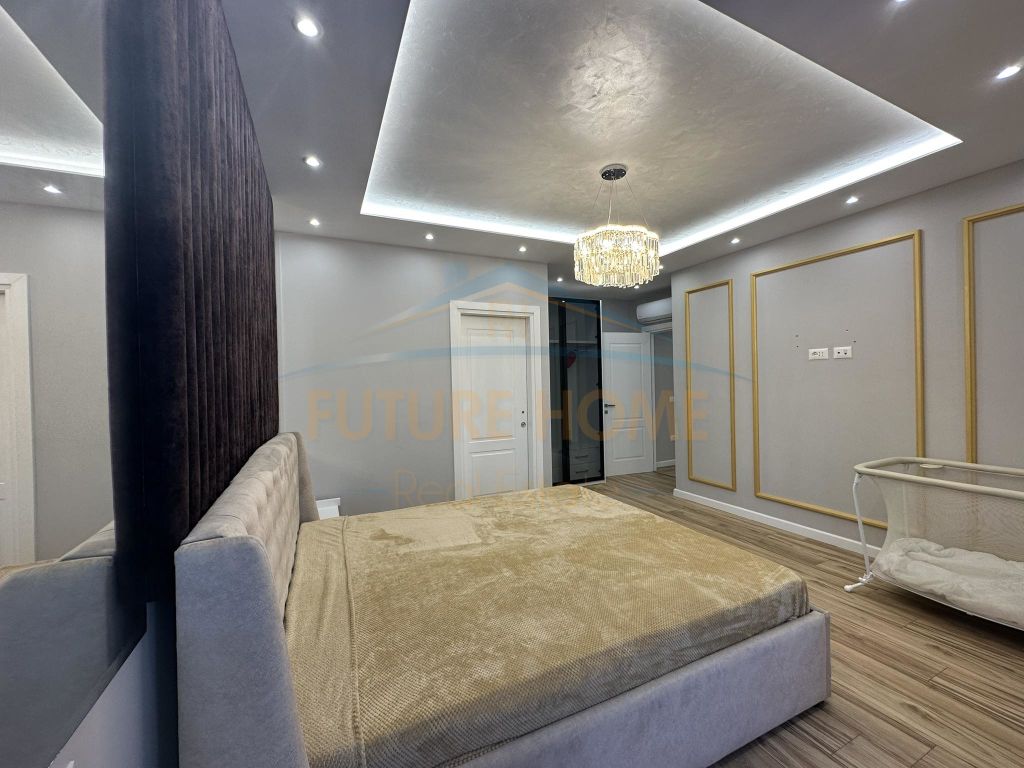Shitet, Apartament 2+1+2+Depo, Durrës, Vollga