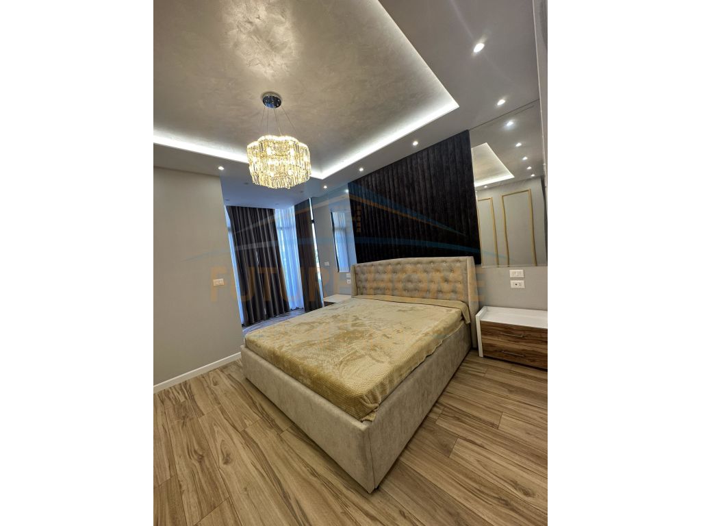 Shitet, Apartament 2+1+2+Depo, Durrës, Vollga
