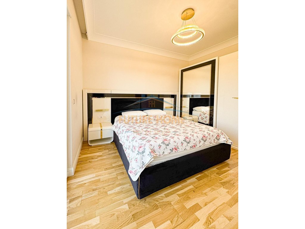 Shitet, Apartament 2+1+2+Depo+Post Parkim, "Joy Residences", Tiranë.