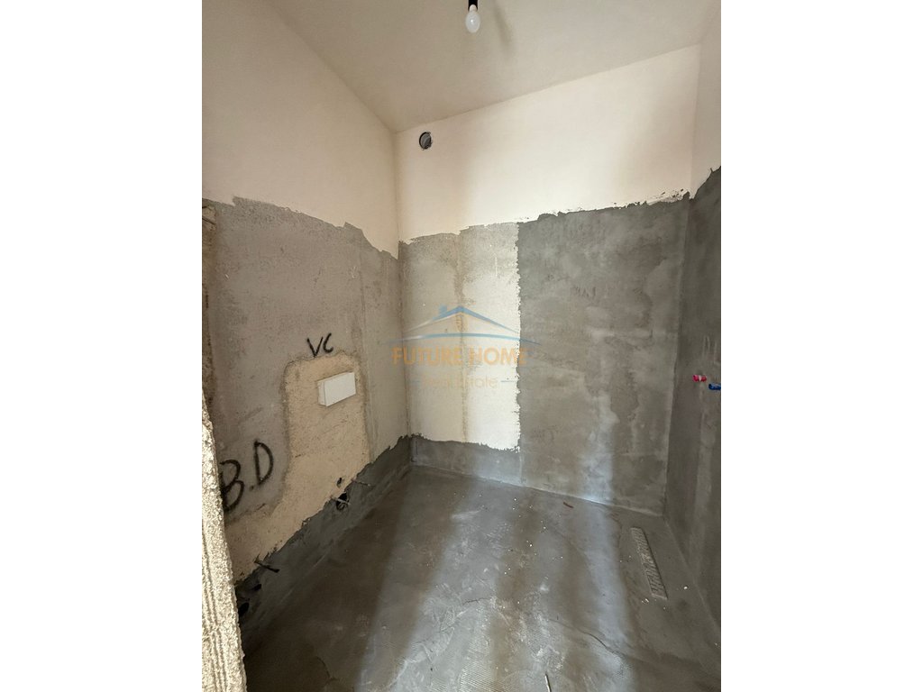 For sale, Apartment 2+1+2, near Alidemi Field, Tirana., Tirana.