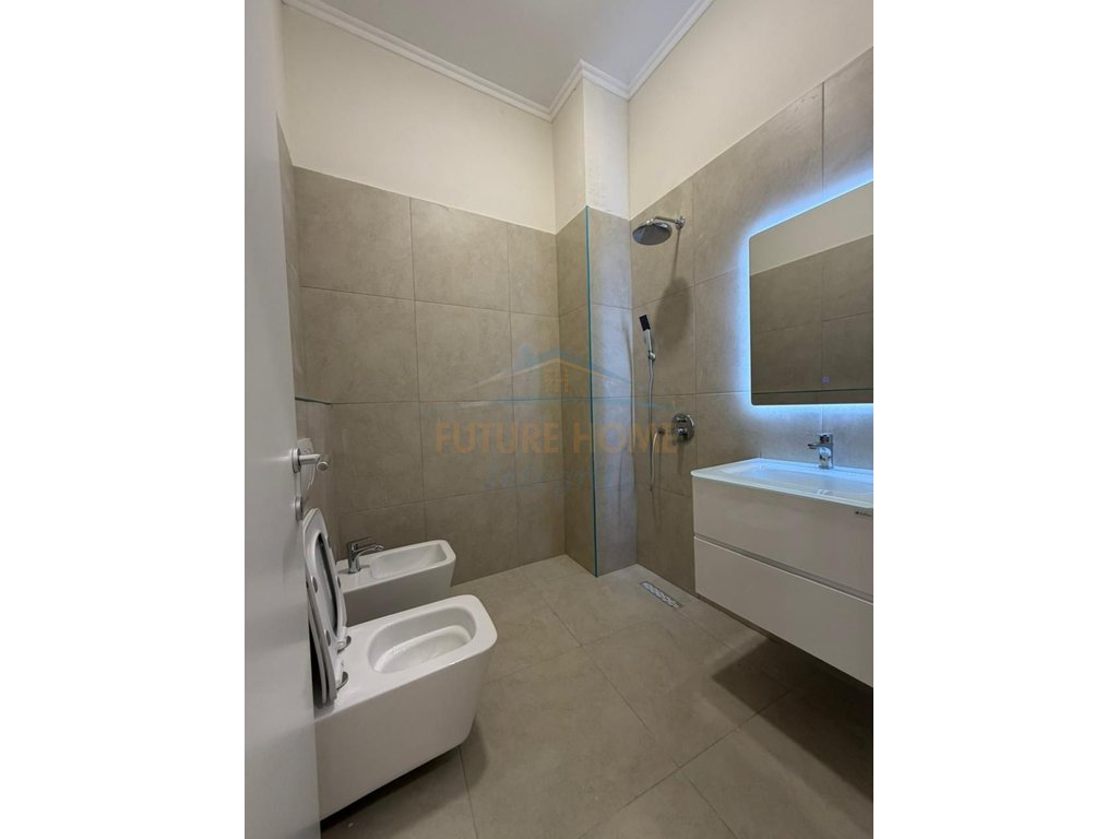 For sale, Apartment 2+1+2, Fresku, Tirana.