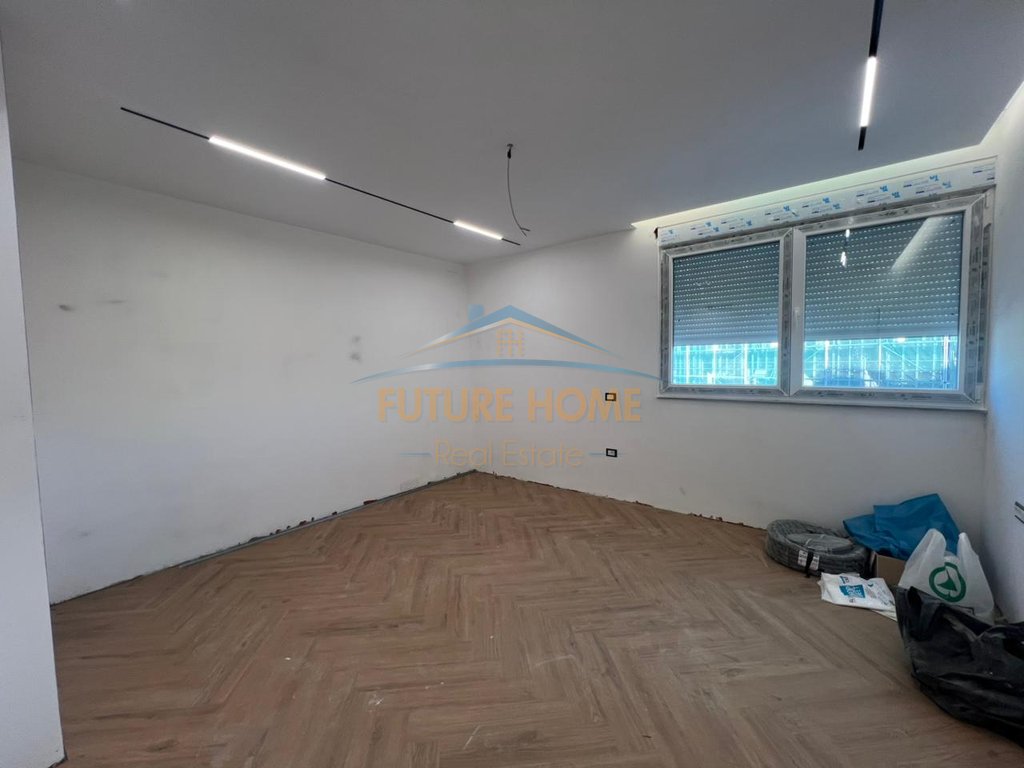 For sale, Apartment 2+1+2, Former Exhibition, Tirana