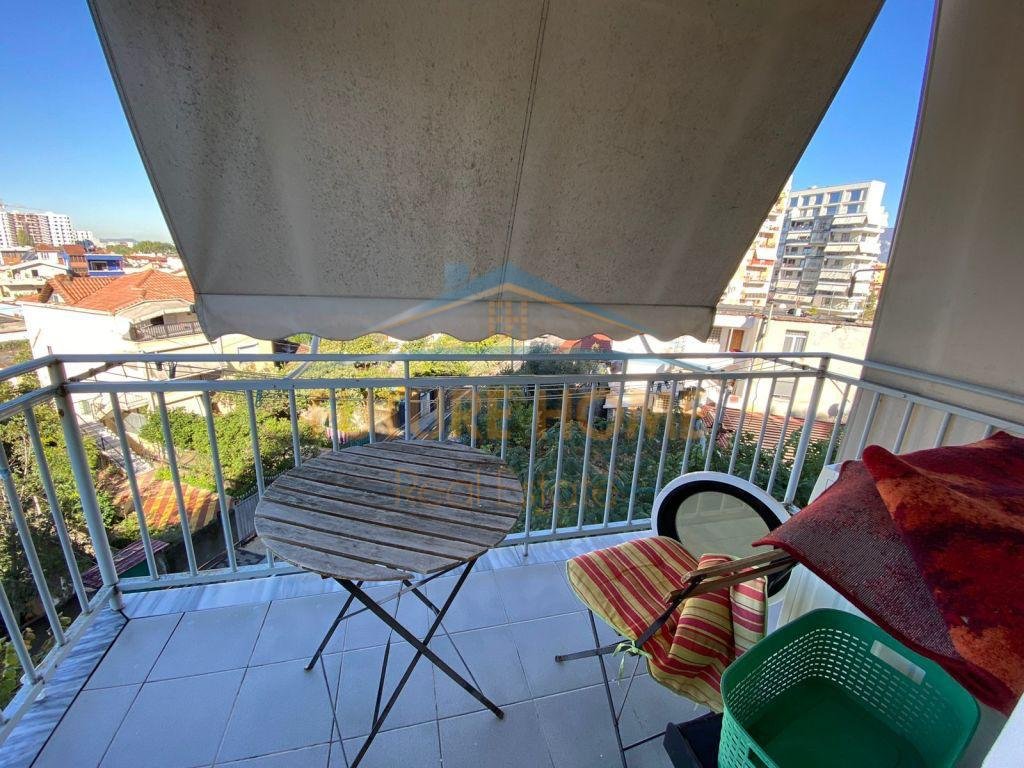 For sale, Apartment 2+1+2, former Bus Park, Tirana