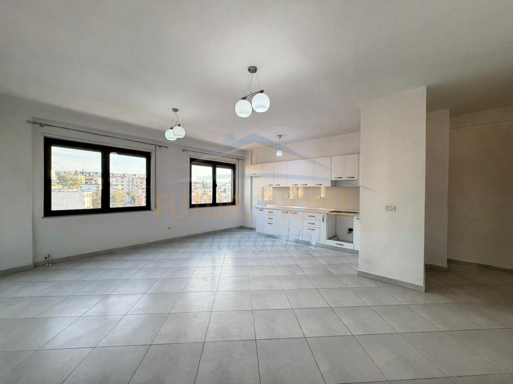 For sale, 2+1+2 Apartment, Former Electric Market, Tirana.