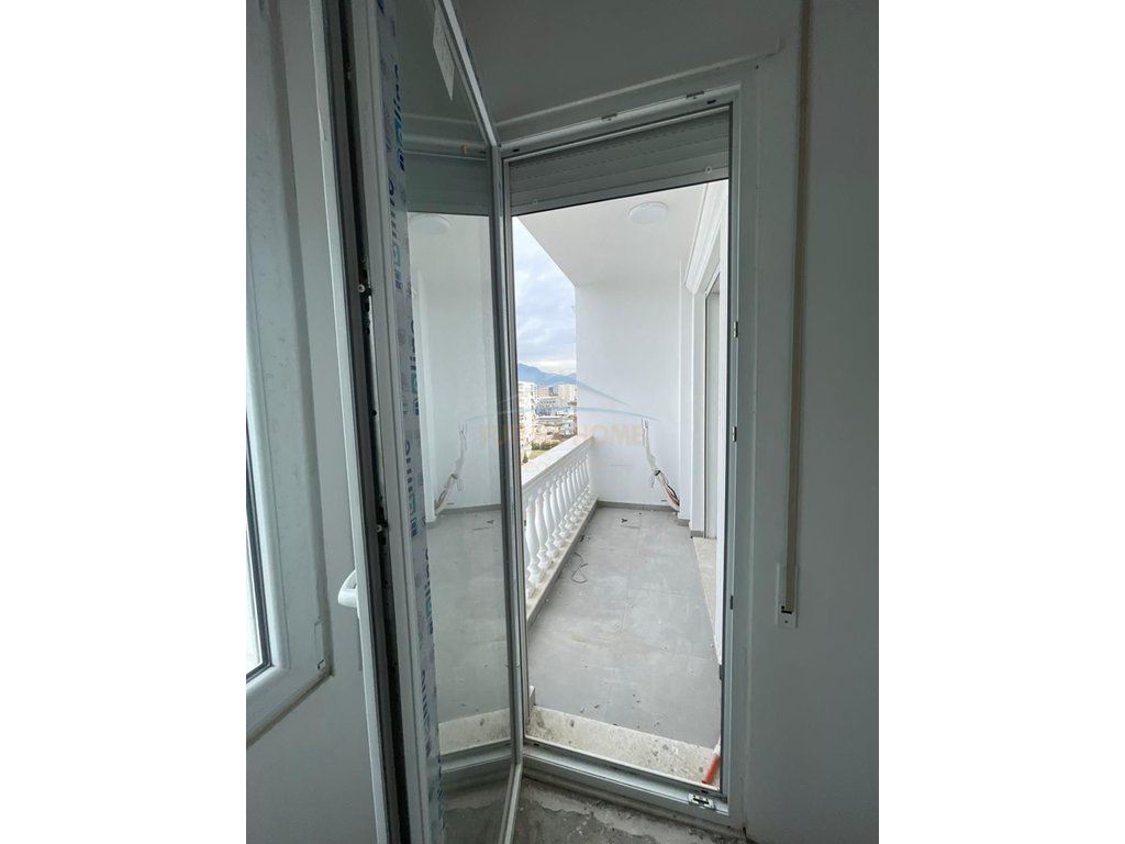 For sale, Apartment 2+1+2, Kamëz.