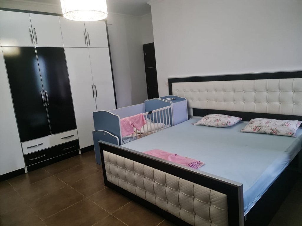 Shitet, Apartament 2+1+2, Kodra Diellit, Tiranë.