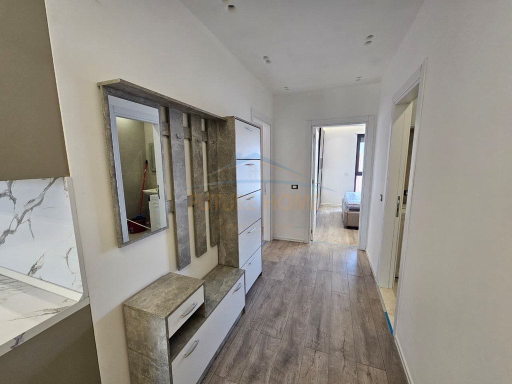 For sale, Apartment 2+1+2, Ndregjoni Complex, Jordan Misja.