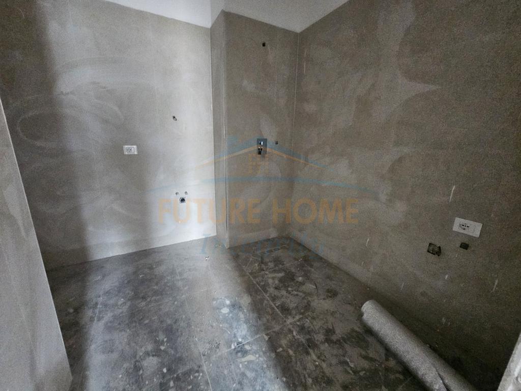 For sale, Apartment 2+1+2, Tirana Entry II Complex, Tirana.