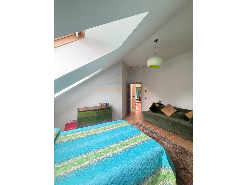 Apartment 2+1+2 for Sale, Paris Commune