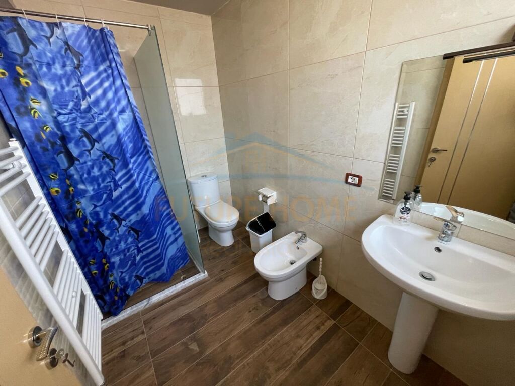 For sale, Apartment 2+1+2, Neighborhood 4, Korça.