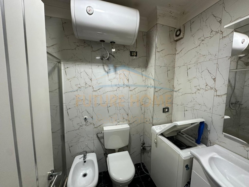 Shitet, Apartament 2+1+2, Laprake, Tirane