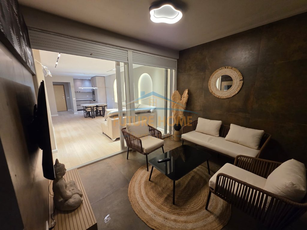 For sale, Apartment 2+1+2, near the former Exhibition, Tirana