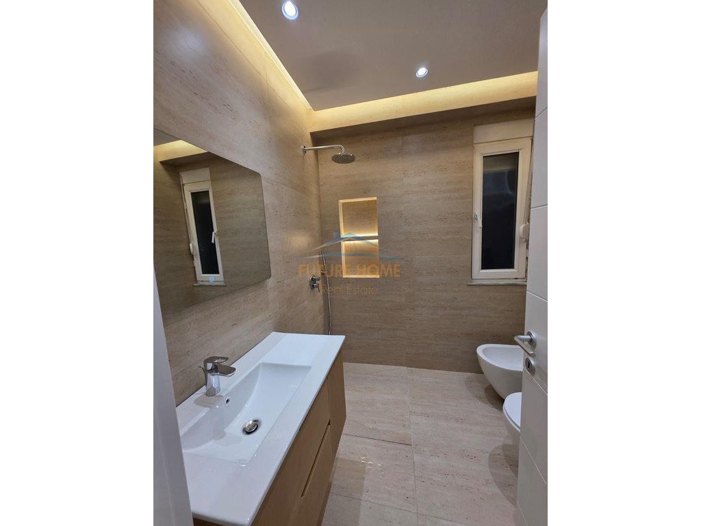For sale, Apartment 2+1+2, near the former Exhibition, Tirana