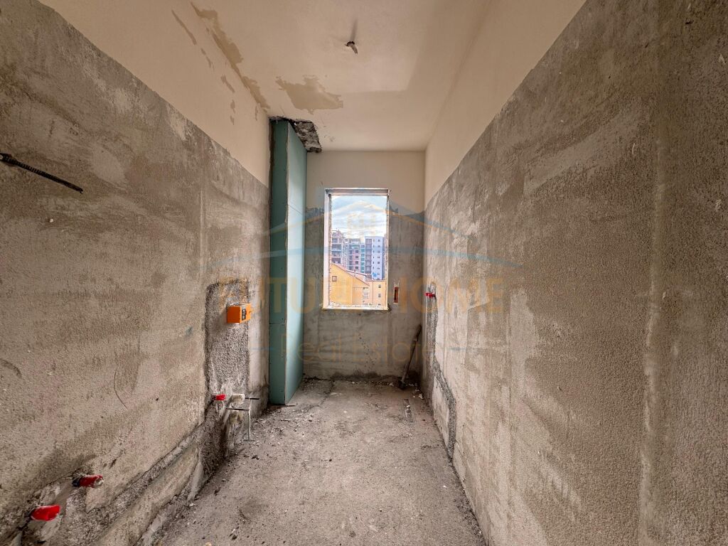For sale, Apartment 2+1+2, "Ormad" Residence, Kamez, Tirana.