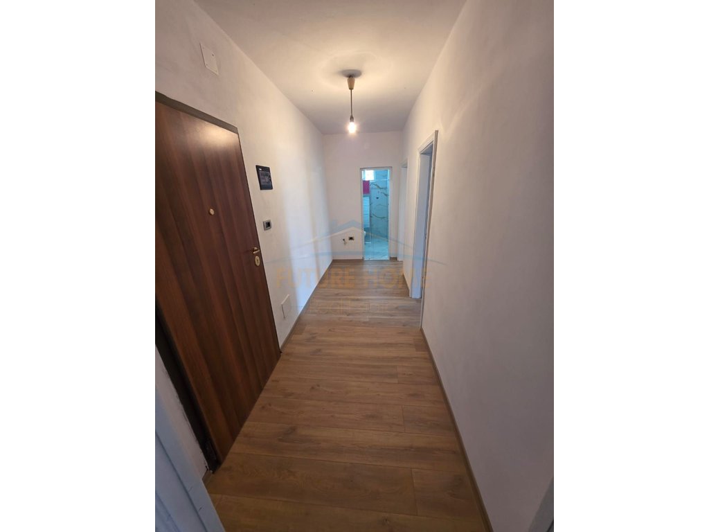 For sale, 2+1+2 Apartment, Sport Palace, Durres