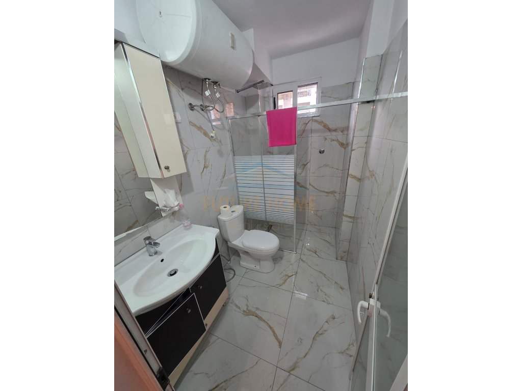 For sale, 2+1+2 Apartment, Sport Palace, Durres
