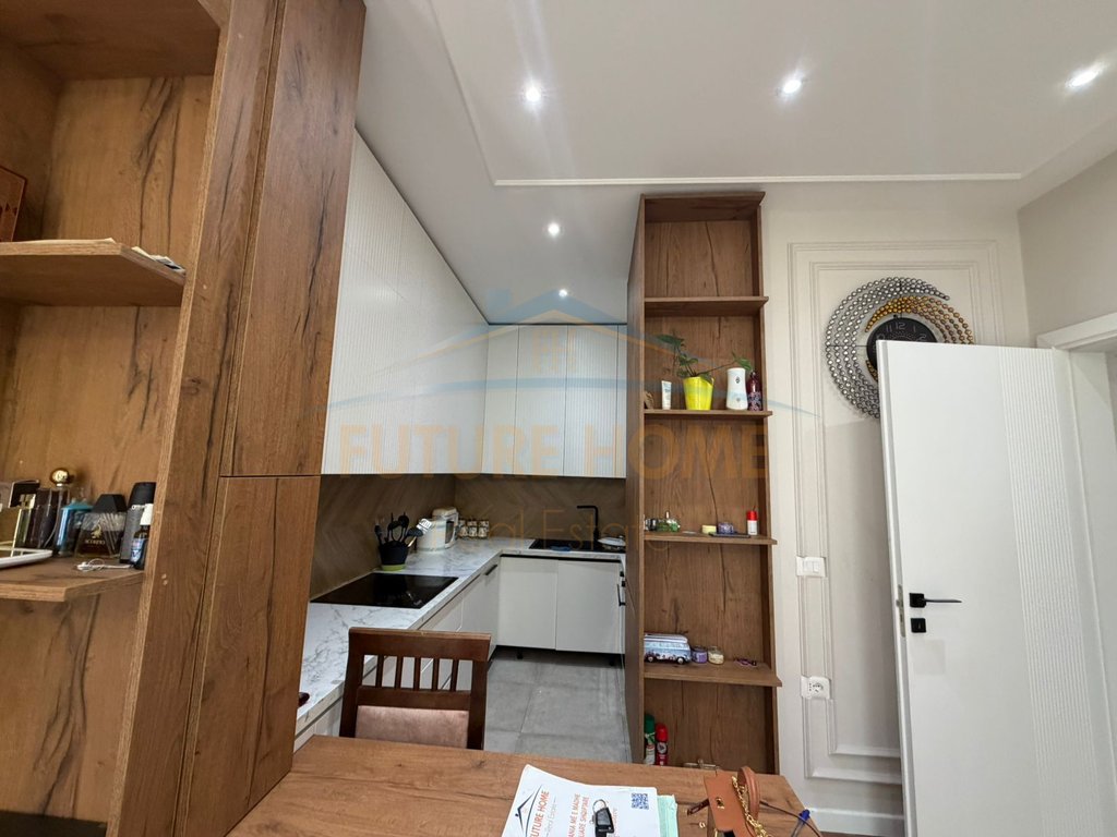 For sale, Apartment 2+1+2, Beach Railway, Durrës