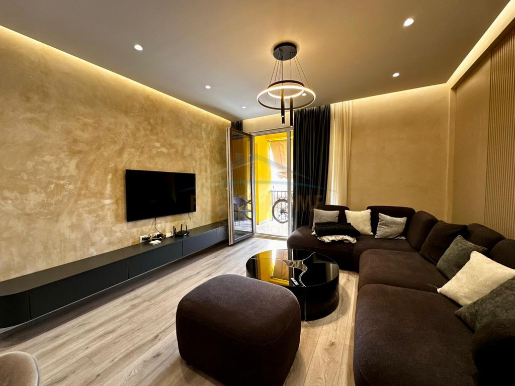 For sale, Apartment 2+1+2, Grand Gallery Complex, Yzberisht
