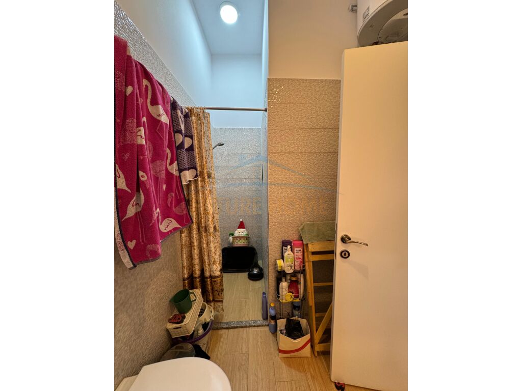 For sale, Apartment 2+1+2+Parking Post, Lake Dry, Tirana
