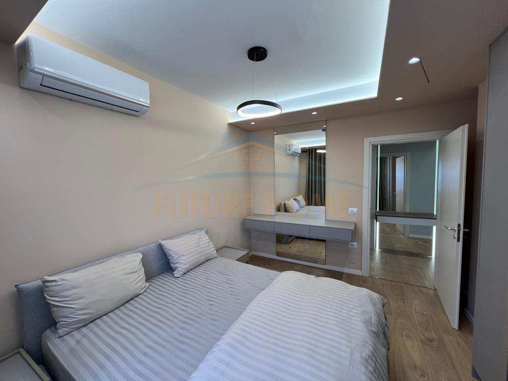 For sale, Apartment 2+1+2+Parking space, Durrës Street, Tirana.