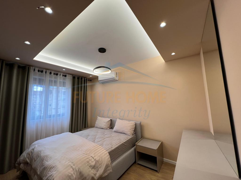 For sale, Apartment 2+1+2+Parking space, Durrës Street, Tirana.