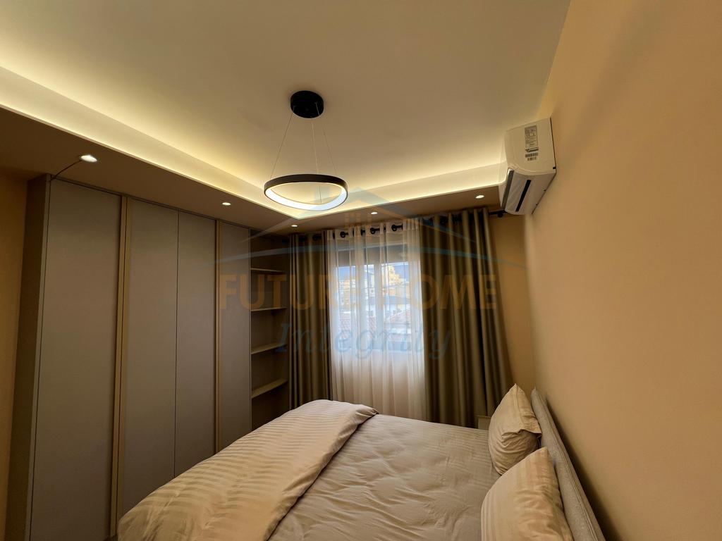 For sale, Apartment 2+1+2+Parking space, Durrës Street, Tirana.