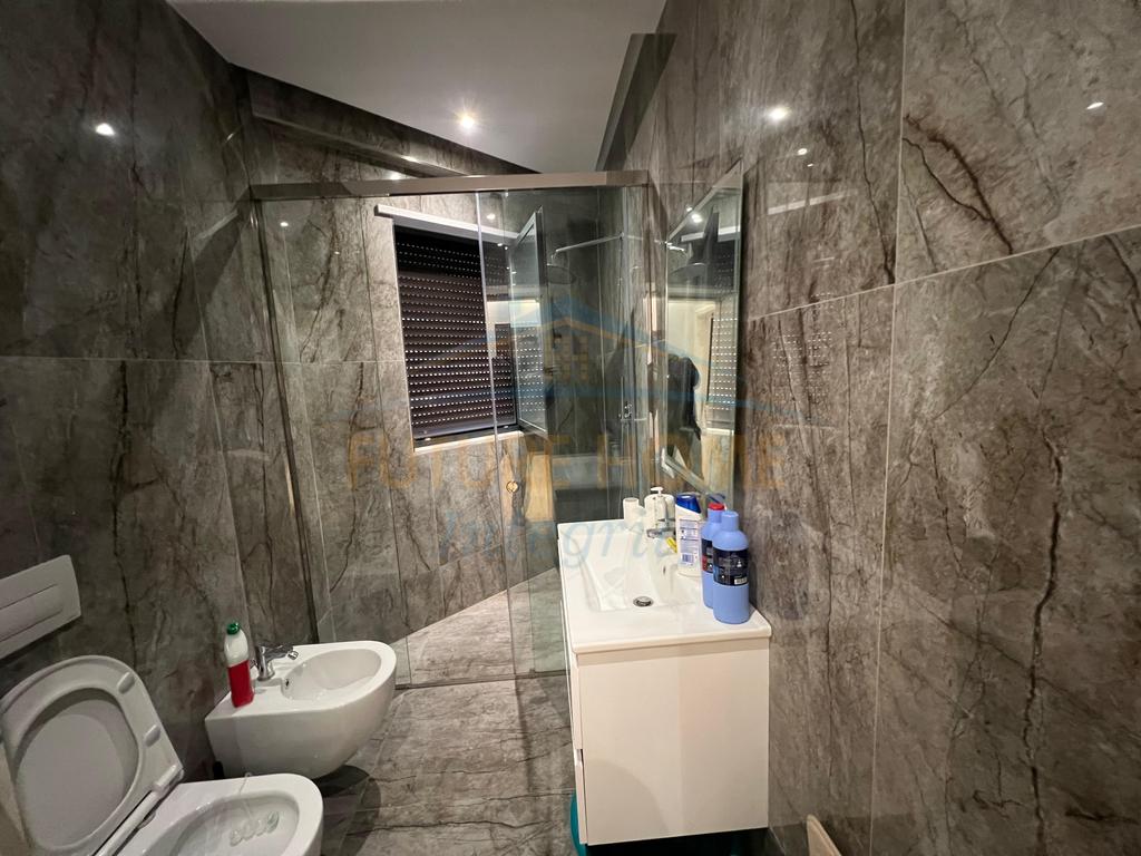 For sale, Apartment 2+1+2+Parking space, Durrës Street, Tirana.