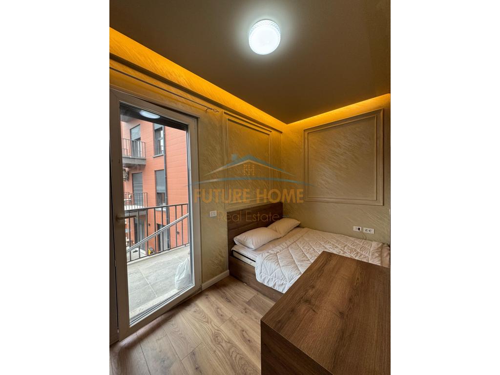 Shitet, Apartament 2+1+2 Poste parkimi, Rose Garden Rezidencë, TEG