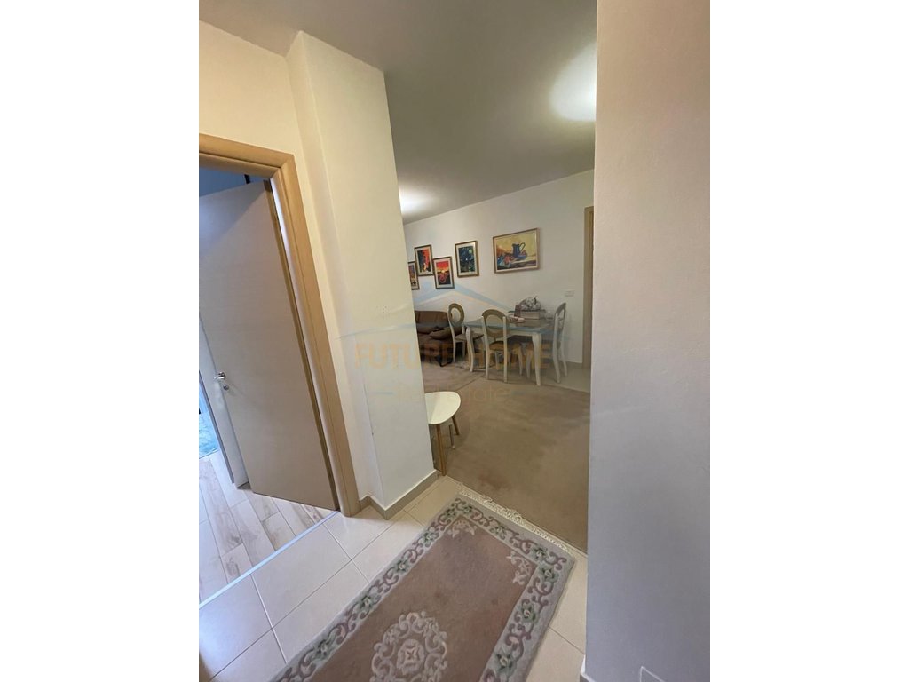 Shitet, Apartament 2+1+2, Qytet Studenti, Tiranë