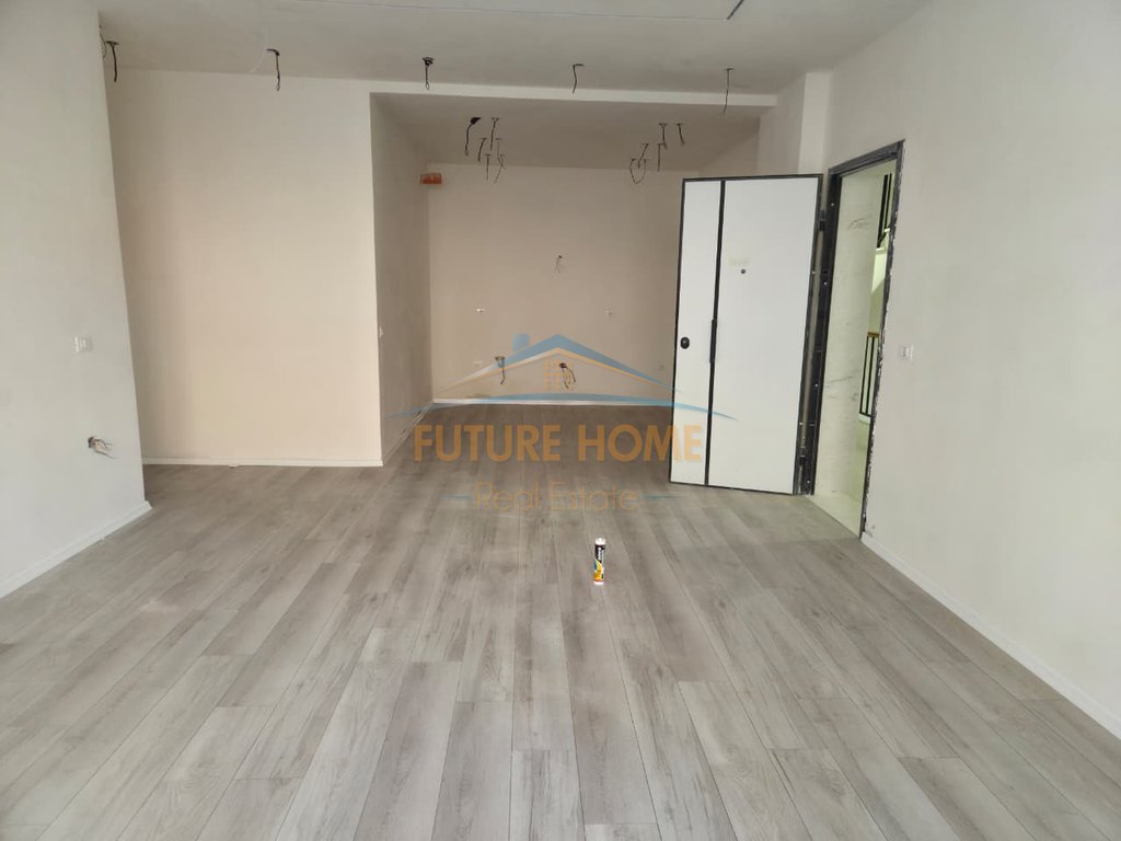 For sale, Apartment 2+1+2, Elbasan Street, Tirana.