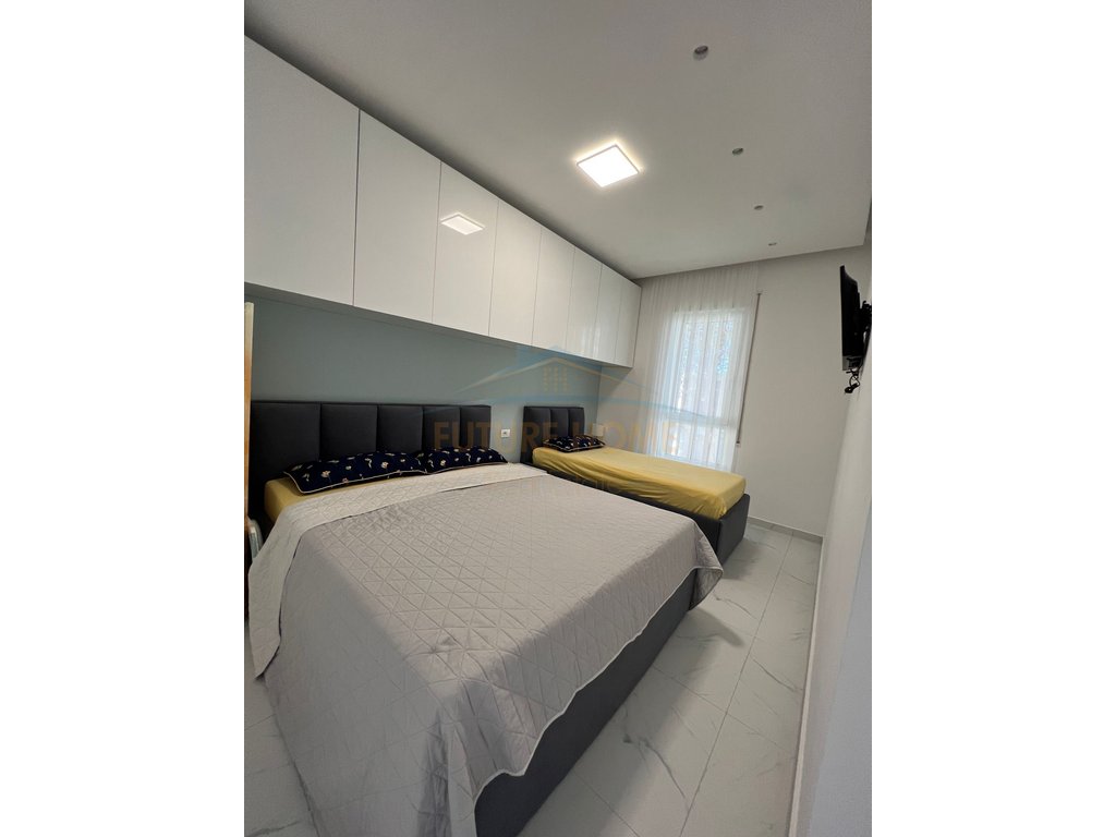 For sale, Apartment 2+1+2, San Pietro, Gjirii Lalezit