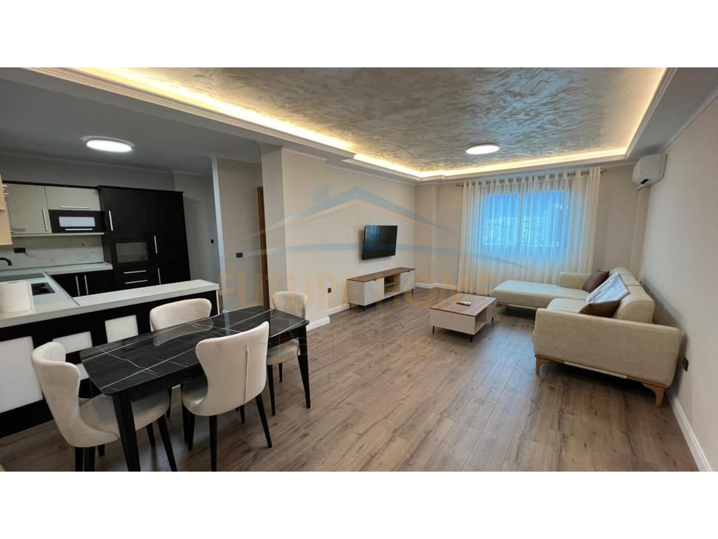 For sale, Apartment 2+1+2, Train Station, Tirana