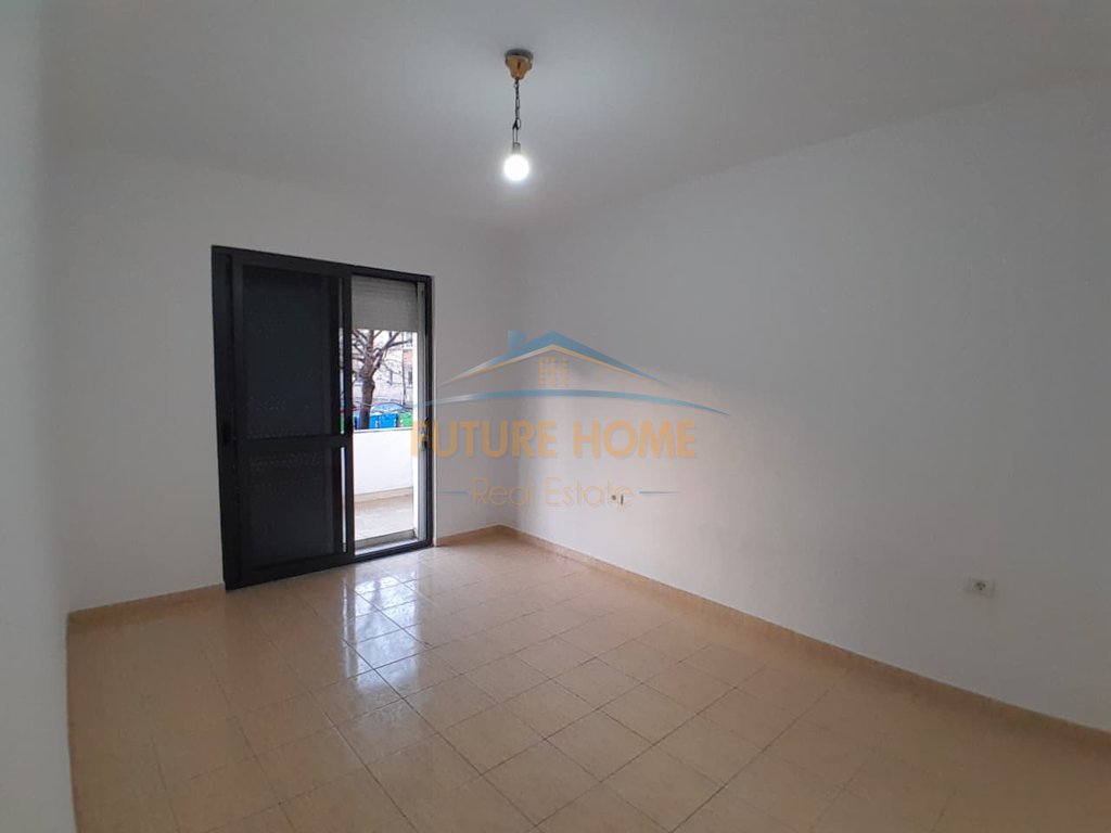 For sale, 2+1 Apartment, Brryli, Tirana