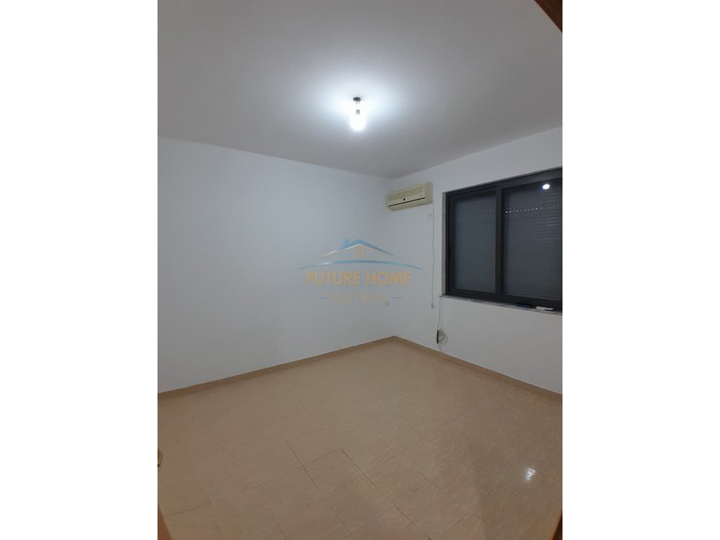 For sale, 2+1 Apartment, Brryli, Tirana