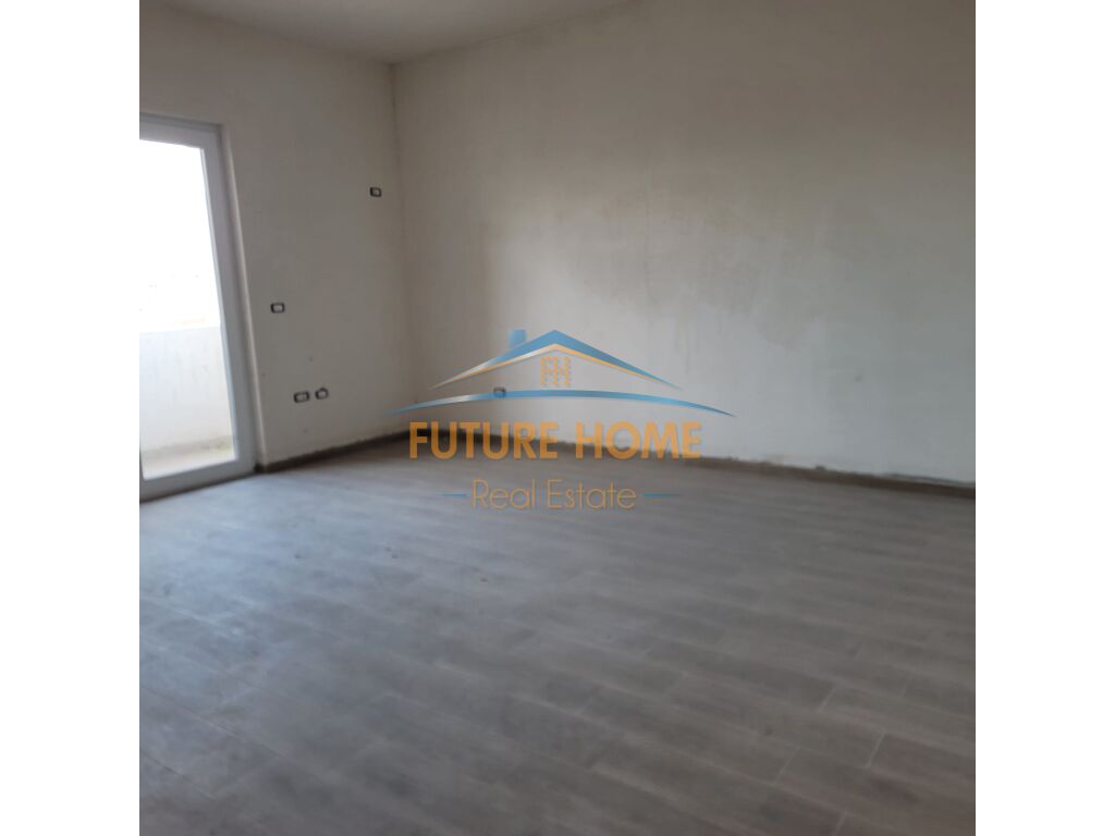 Shitet, Apartament 2+1,Bulevardi i Ri, Tirane.