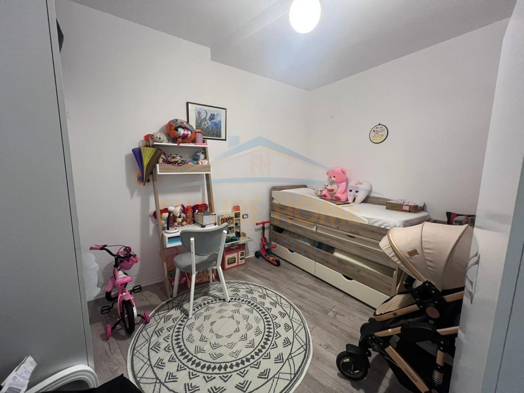 For sale, 2+1 Apartment, Fresku, Tirana.