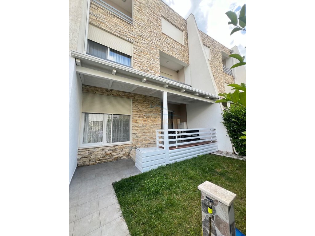 For sale, 2+1 Apartment, Gjiri i Lalzit
