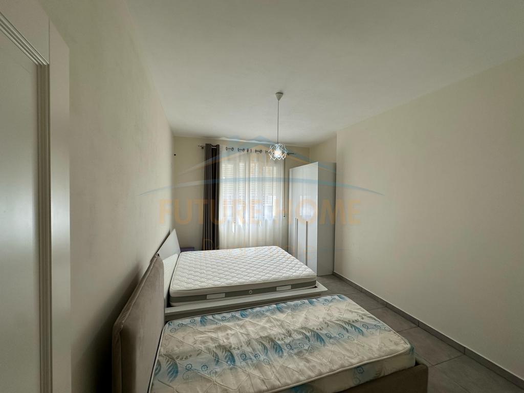 Shitet Apartament 2+1, Gjiri Lalzit, Durres.