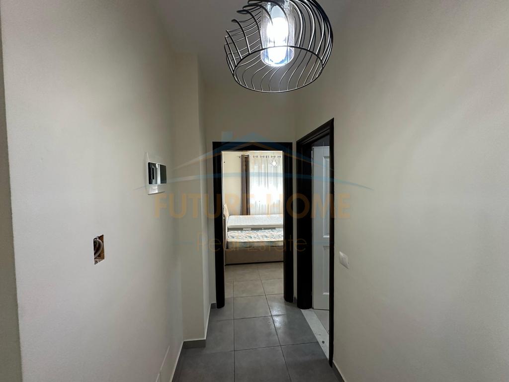 Shitet Apartament 2+1, Gjiri Lalzit, Durres.