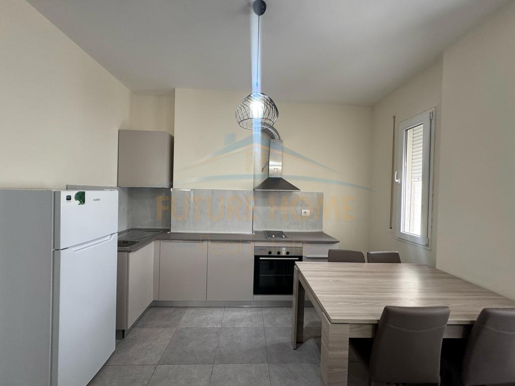 Shitet Apartament 2+1, Gjiri Lalzit, Durres.