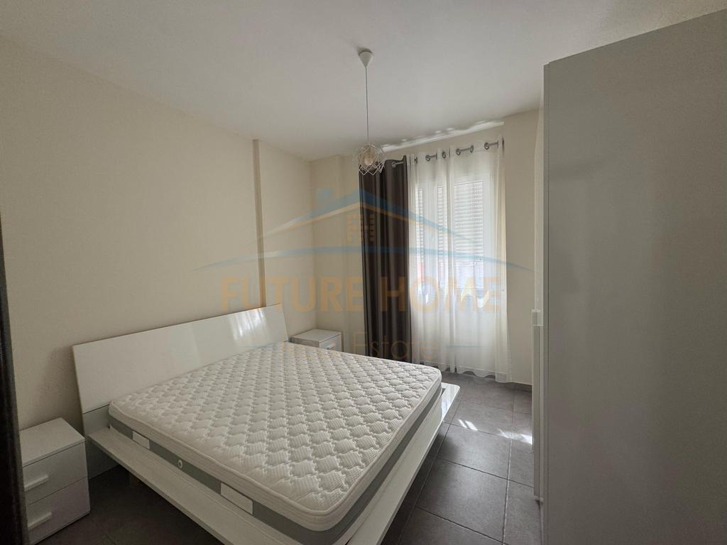 Shitet Apartament 2+1, Gjiri Lalzit, Durres.