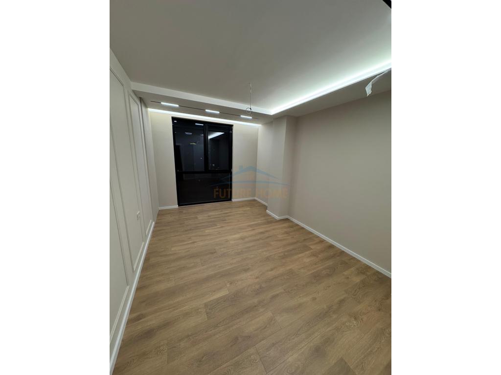 Shitet , Apartament 2+1 , Golden Tower , Tirane