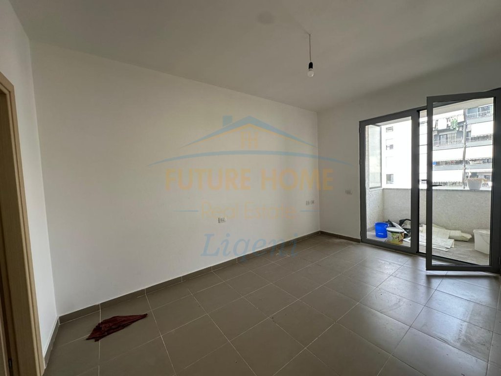For sale, 2+1 Apartment, Kinostudio, Tirana
