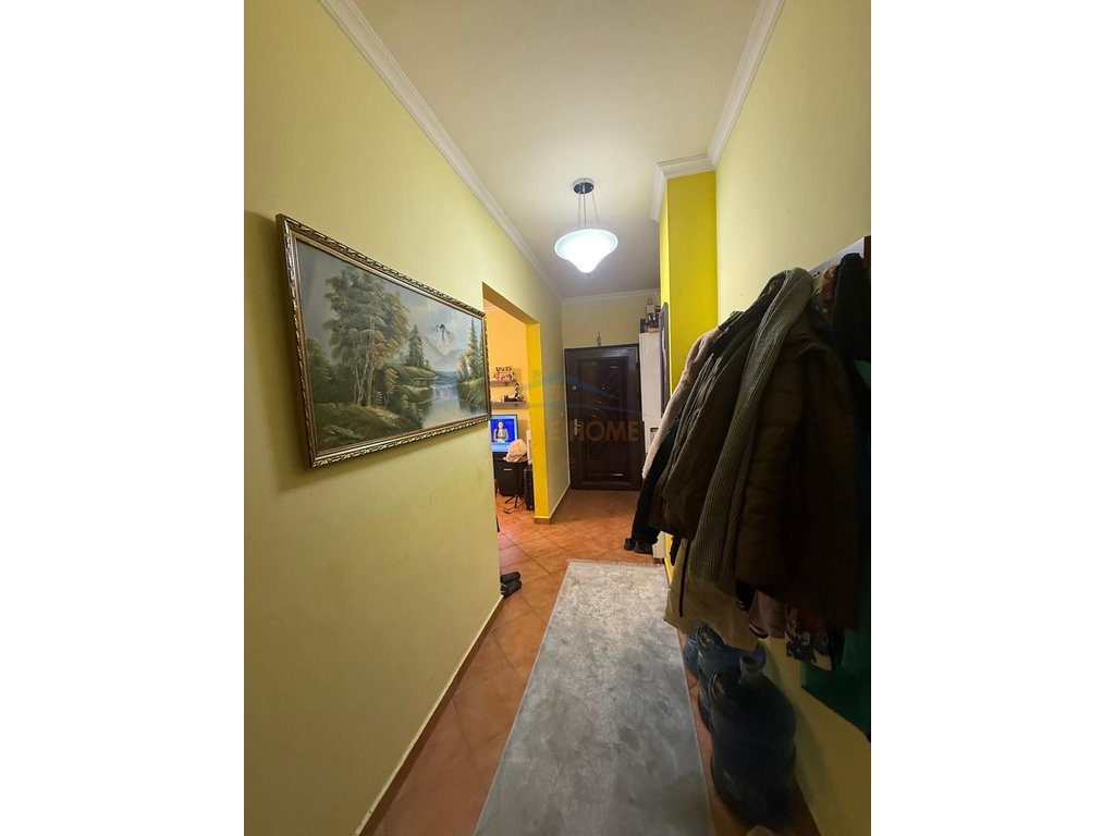 Shitet , Apartament 2+1, Kodra e Diellit , Tirane