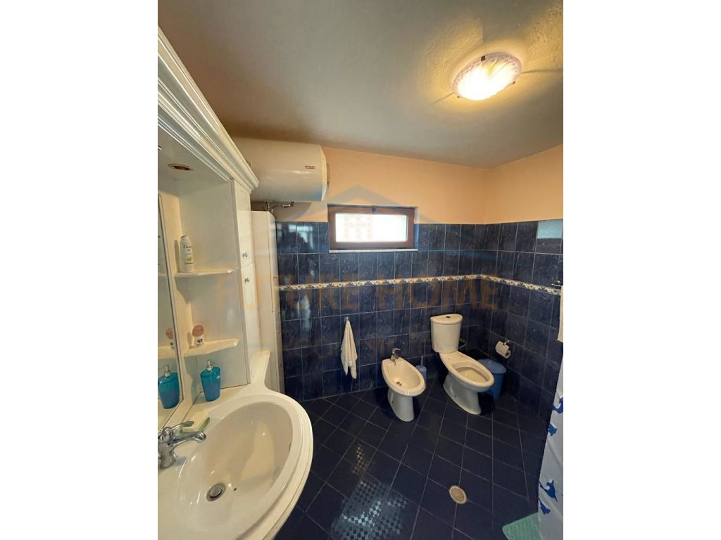 For sale, 2+1 Apartment, Neighborhood 10, Korçë