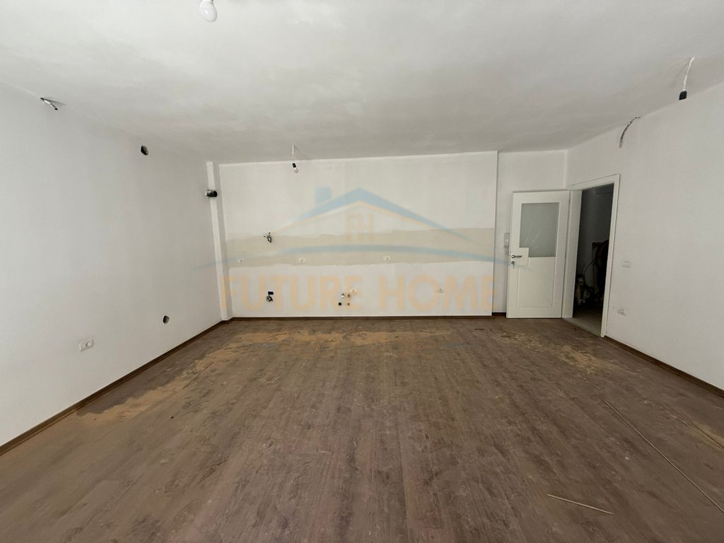 For sale, 2+1 Apartment, Neighborhood 2, Korçë