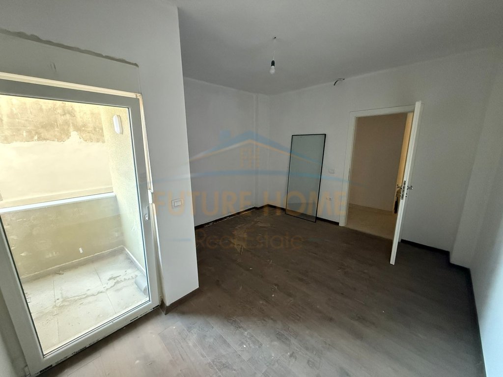 For sale, 2+1 Apartment, Neighborhood 2, Korçë