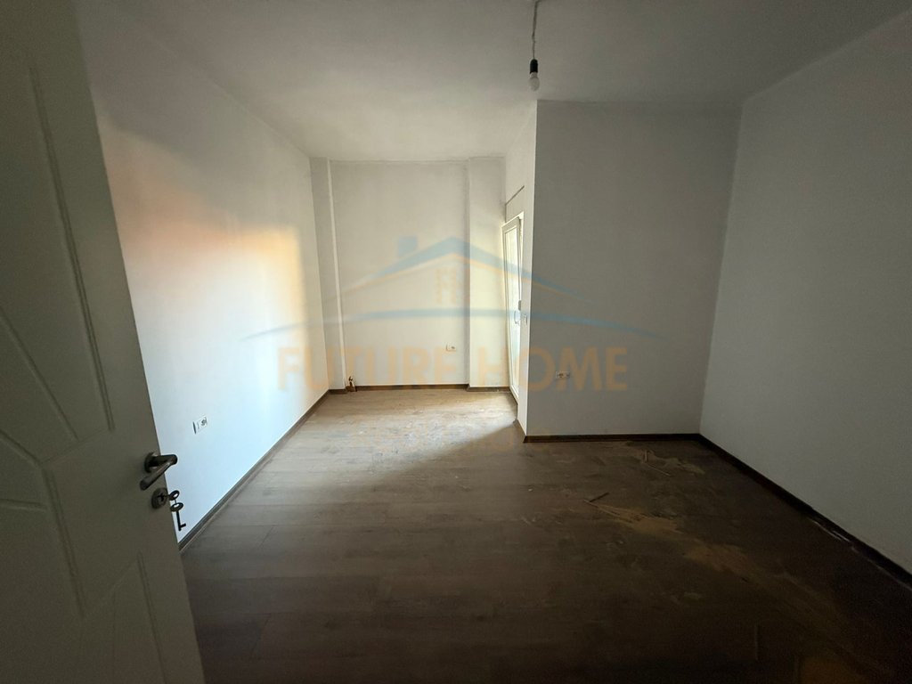 For sale, 2+1 Apartment, Neighborhood 2, Korçë