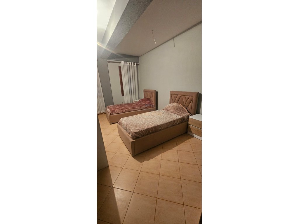 For sale, 2+1 apartment, 5th district, Pogradec.