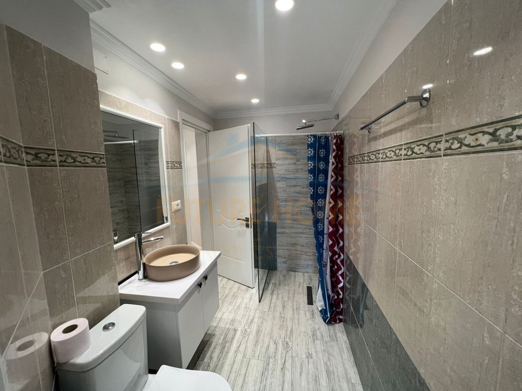 For sale, Apartment 2+1, Lagjia 7, Korça